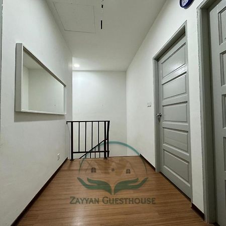 Zayyan Guesthouse Kuching Exteriér fotografie