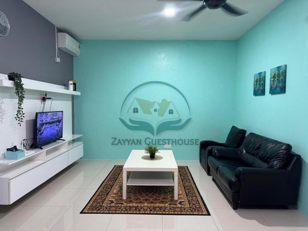 Zayyan Guesthouse Kuching Exteriér fotografie